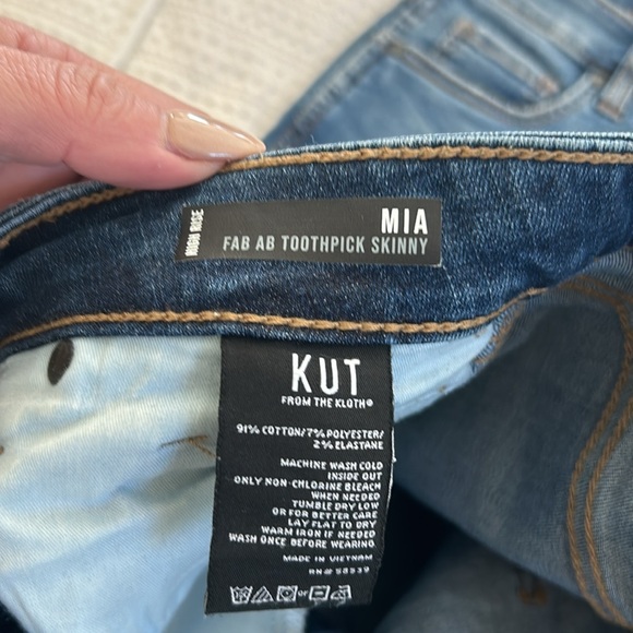 KUT FROM THE KLOTH MIA TOOTHPICK JEANS - Picture 5 of 5